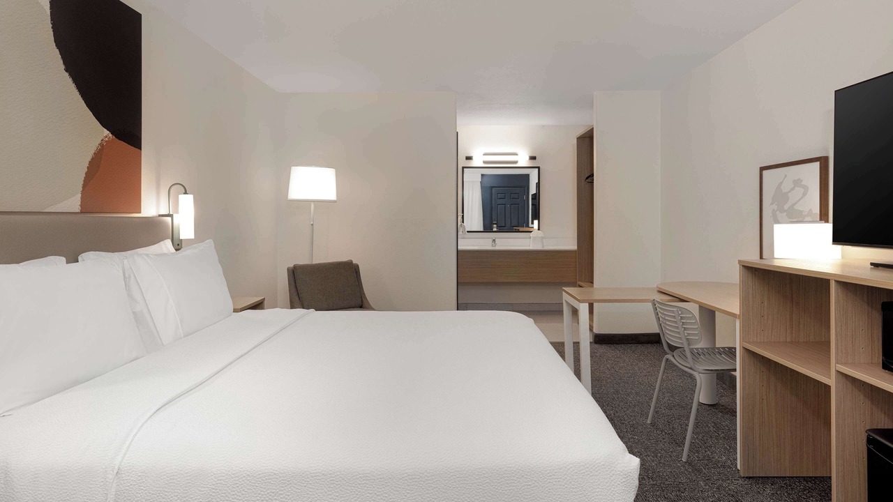 Photo of Bedroom in Santa Nella
