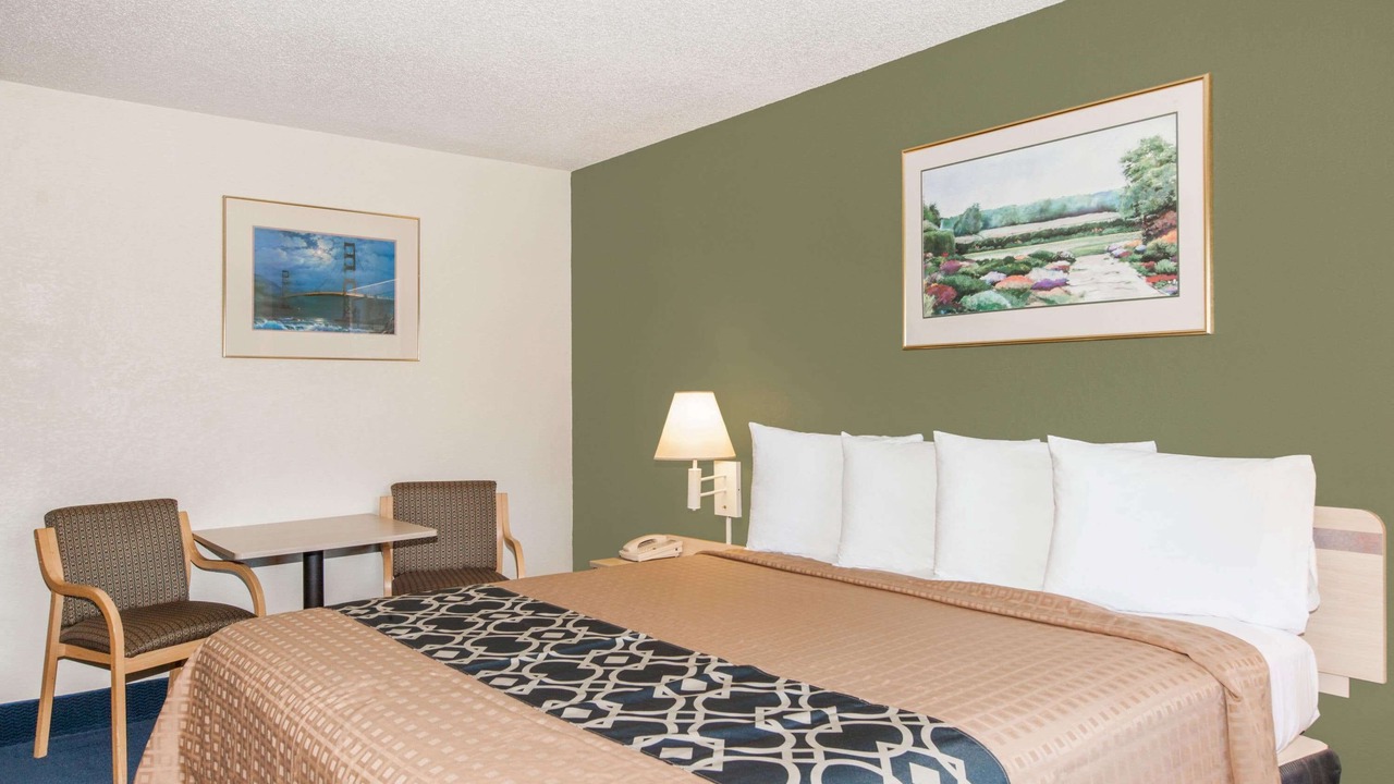 Photo of Bedroom in Los Banos