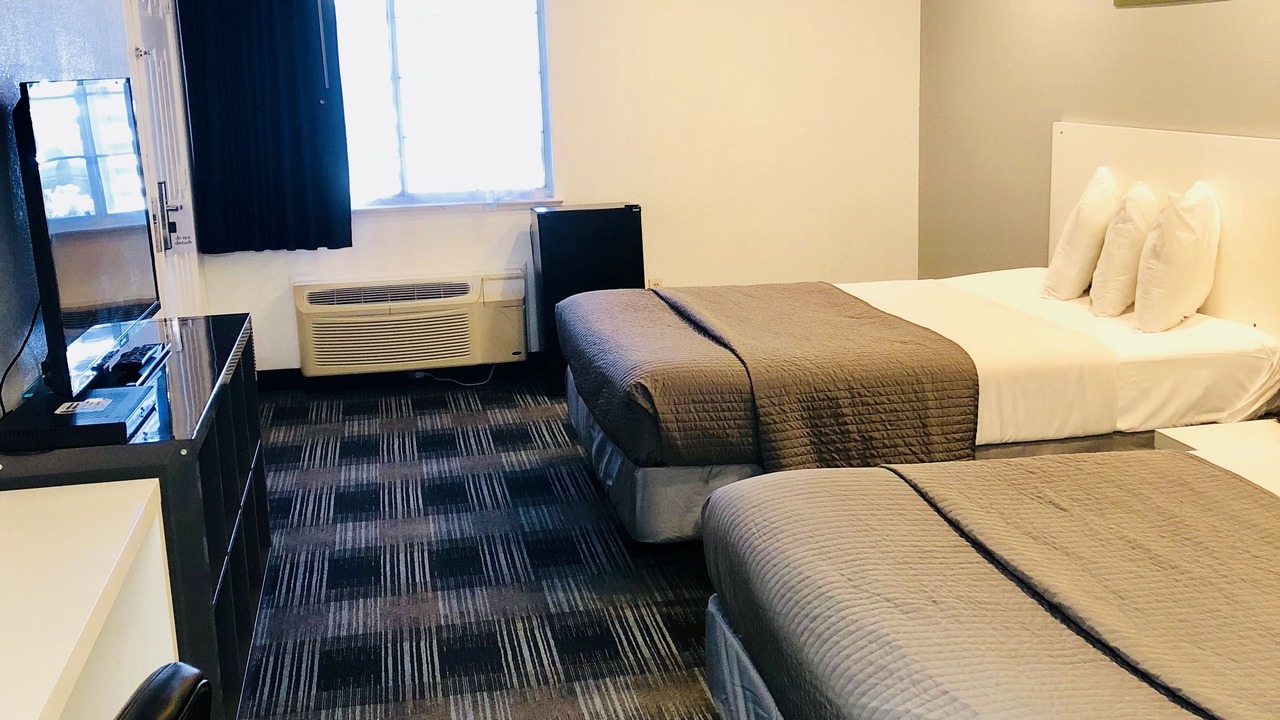 Photo of Bedroom in Daly City