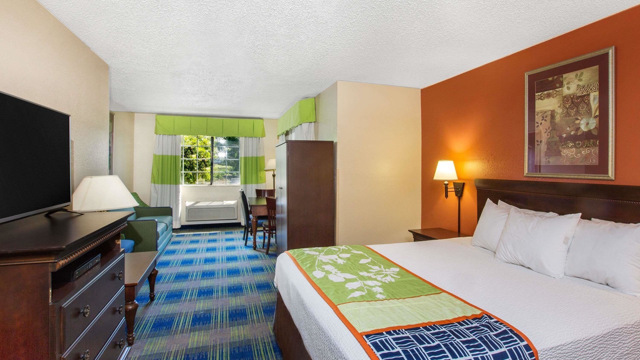 Photo of Bedroom in Fremont