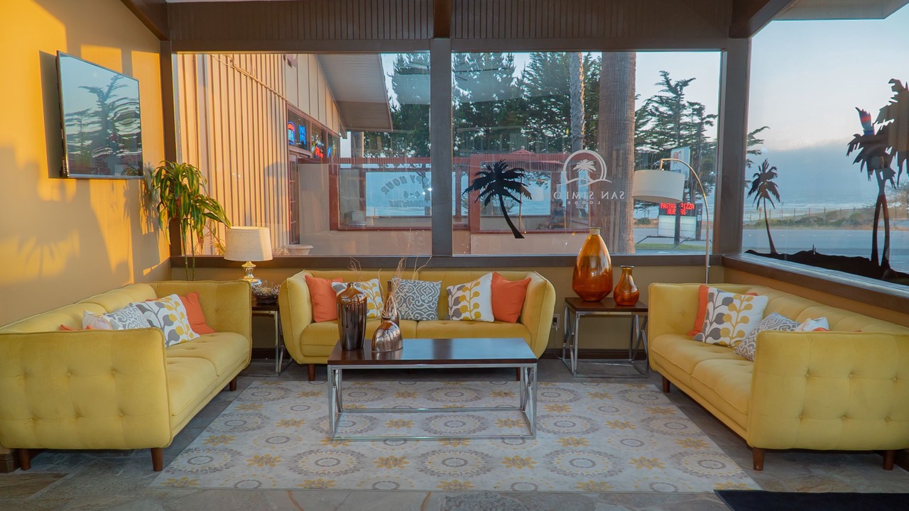 Photo of Livingroom in San Simeon