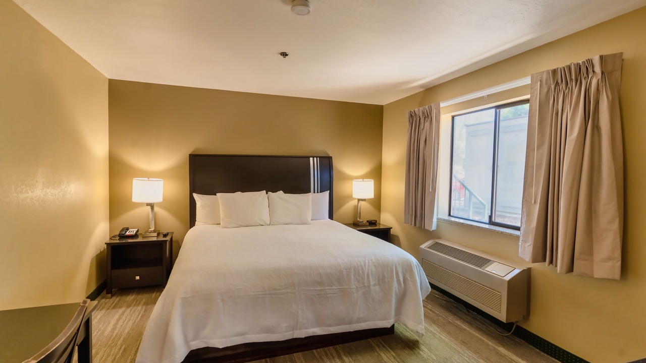 Photo of Bedroom in Oakhurst