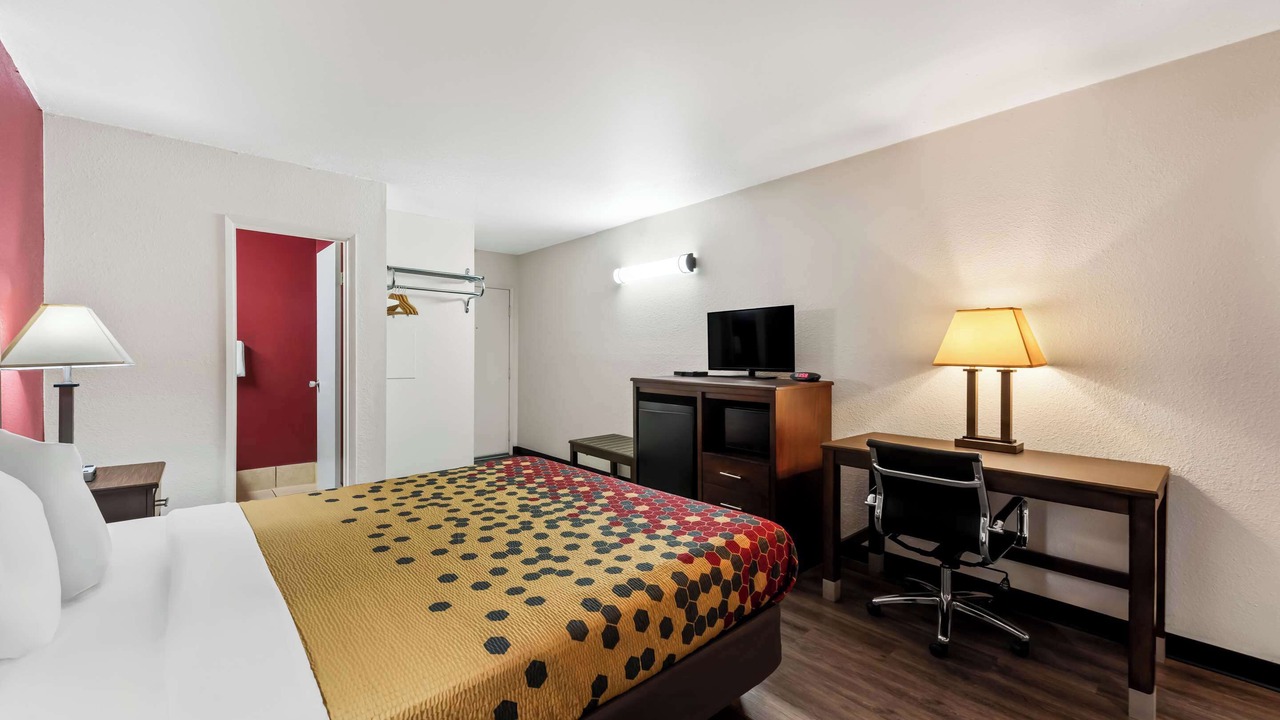 Photo of Bedroom in Fallon