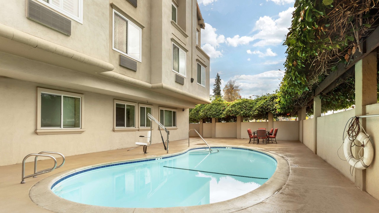 Photo of Outdoor in Newhall
