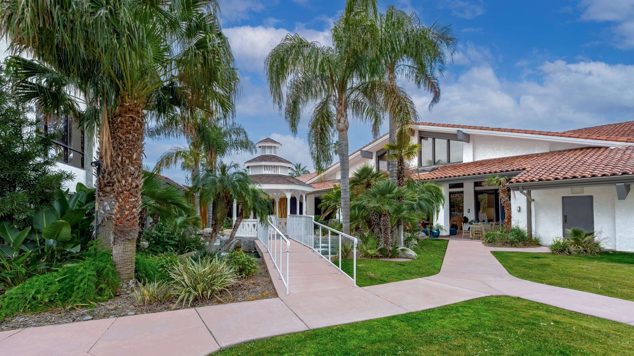 Photo of Outdoor in Bakersfield
