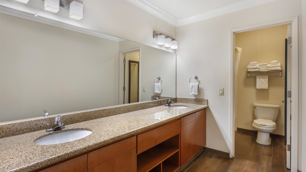 Photo of Bathroom in Tulare