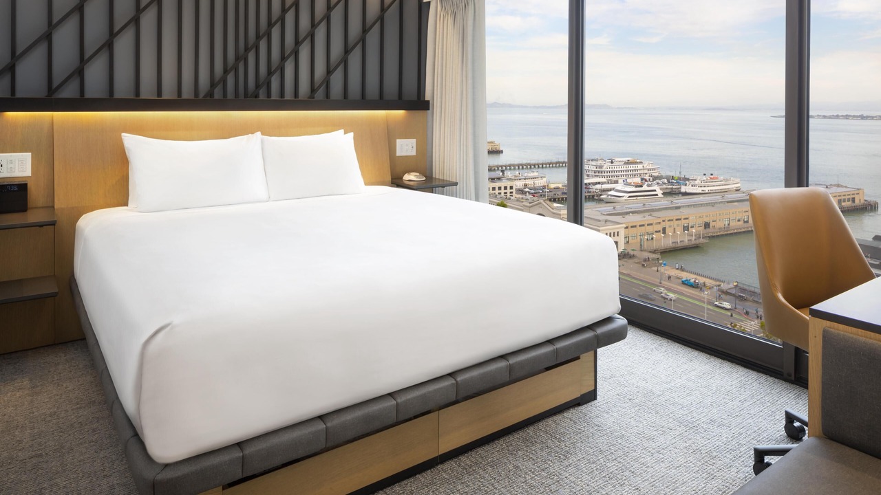 Photo of Bedroom in Financial District