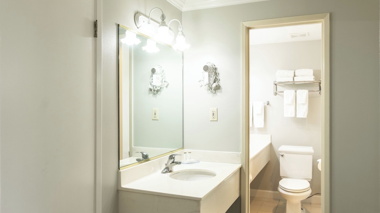 Photo of Bathroom in North Fremont Street
