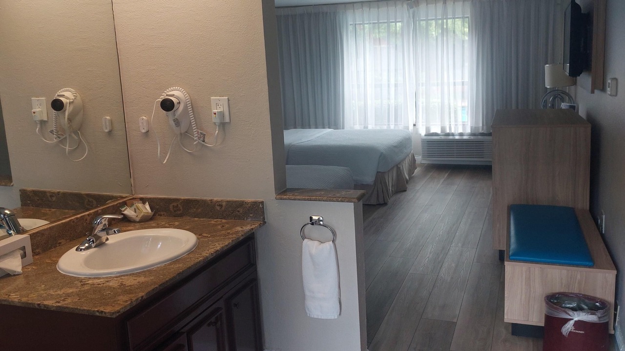 Photo of Bedroom in North Whisman