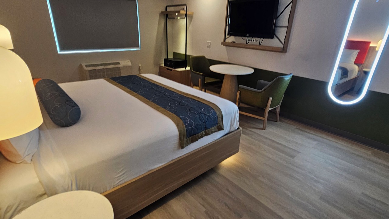 Photo of Bedroom in Canyon Country