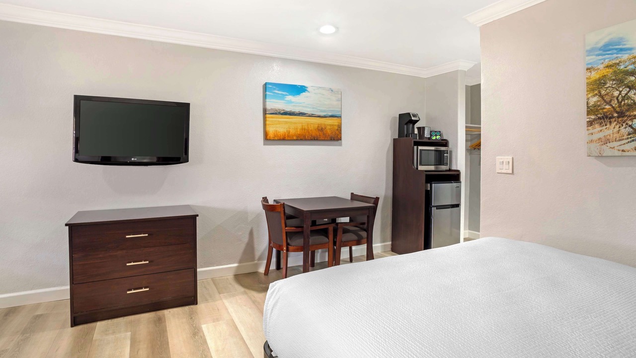 Photo of Bedroom in Merced