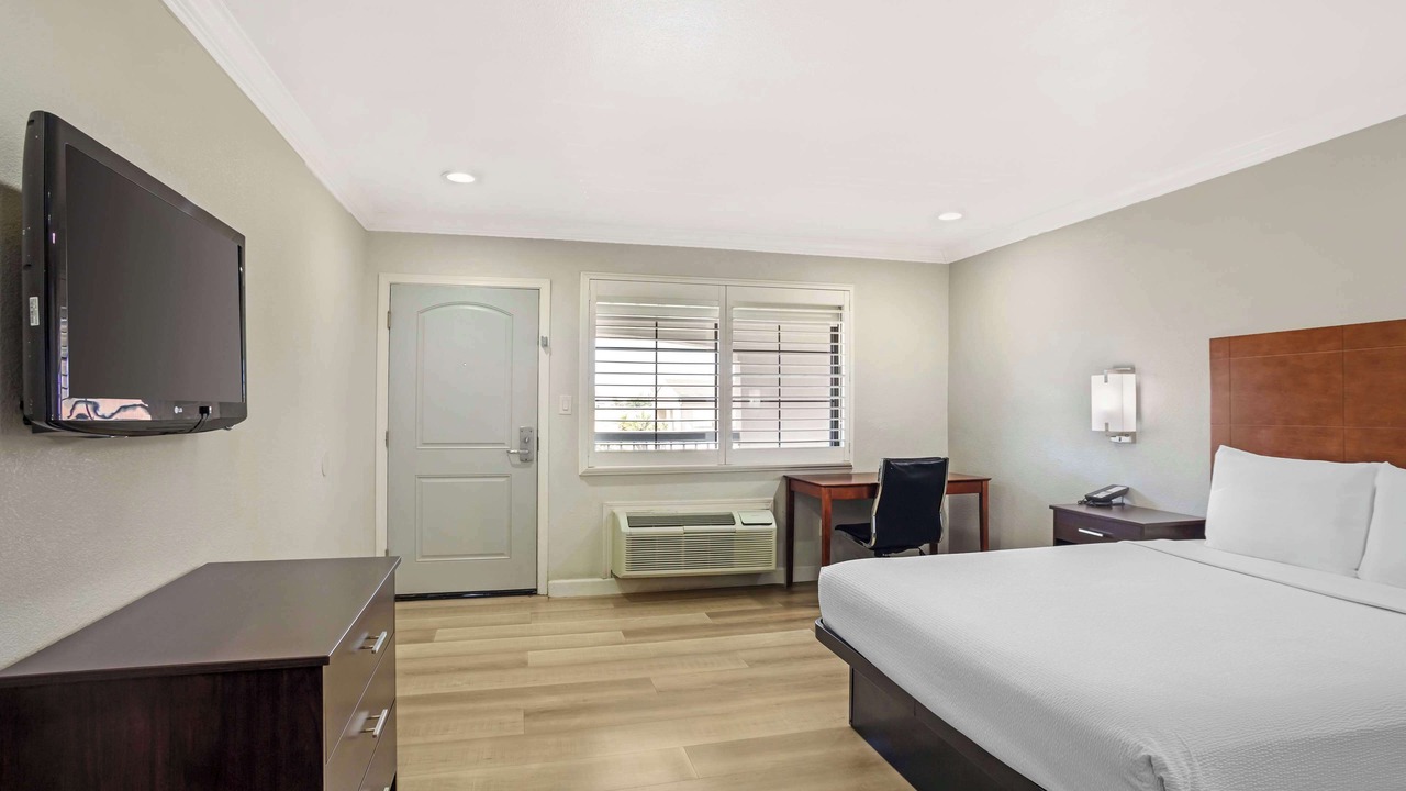 Photo of Bedroom in Merced