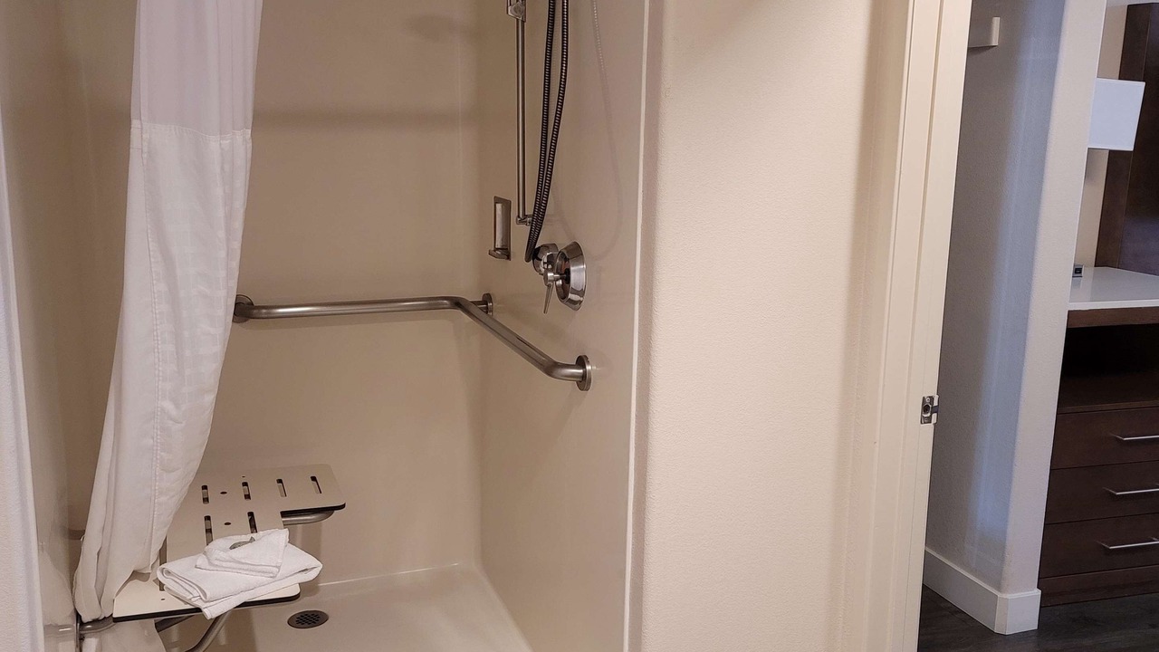 Photo of Bathroom in Bishop