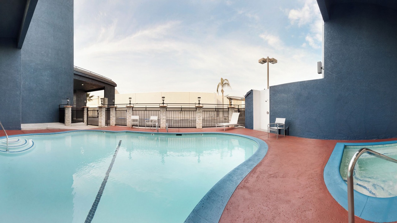 Photo of Outdoor in Bakersfield