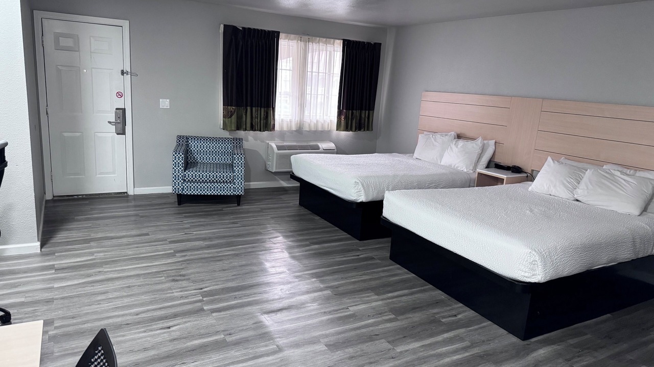 Photo of Bedroom in Benton Tract