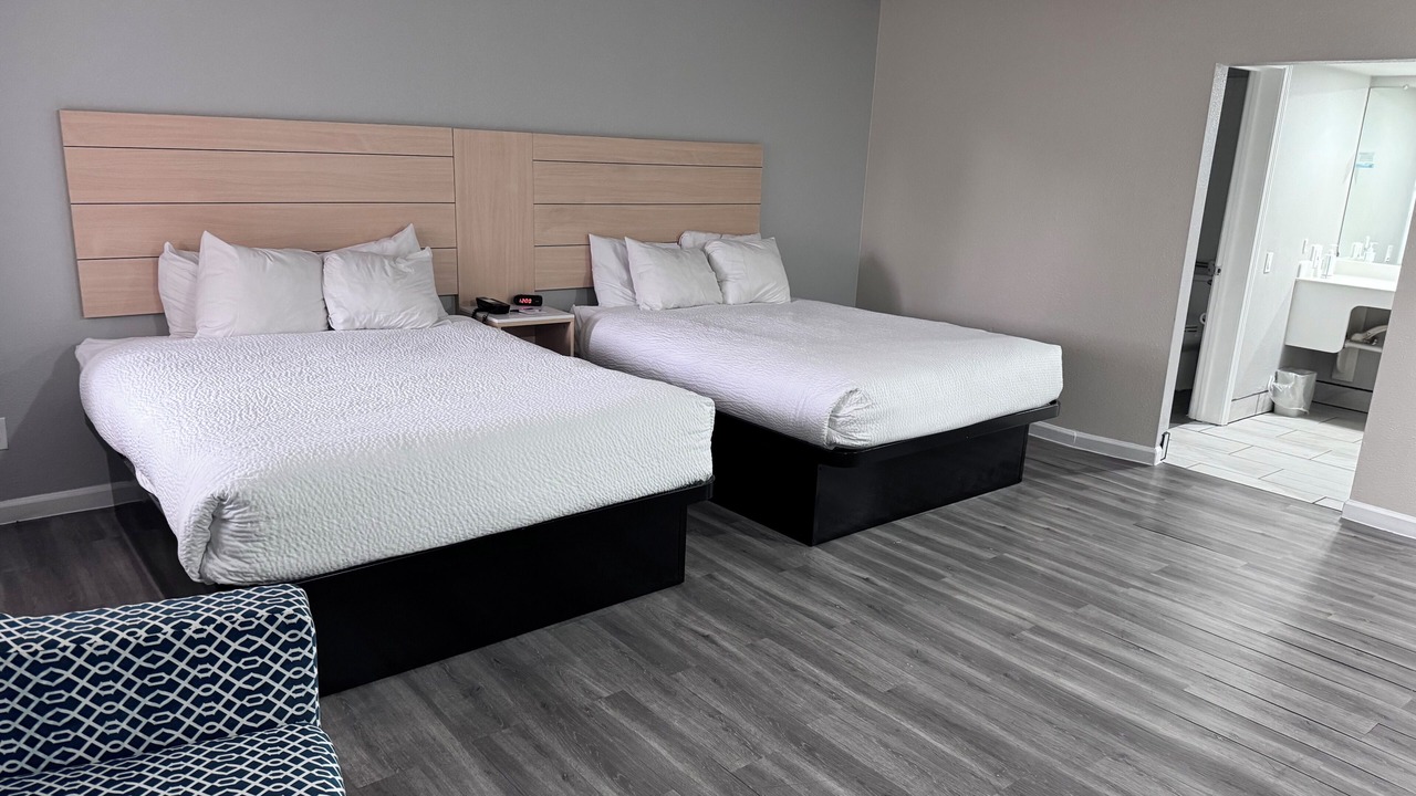 Photo of Bedroom in Benton Tract