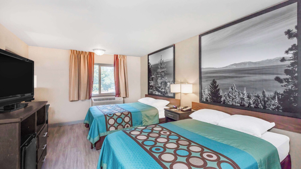Photo of Bedroom in Enterprise