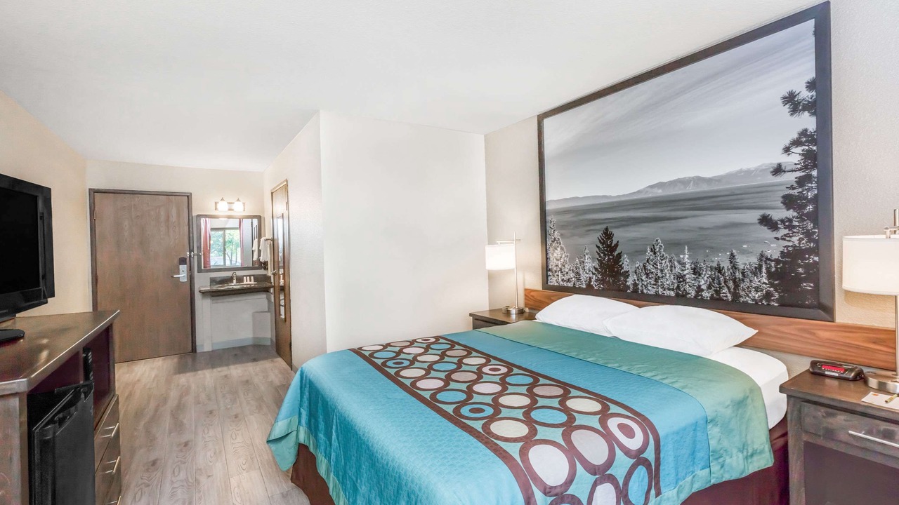 Photo of Bedroom in Enterprise