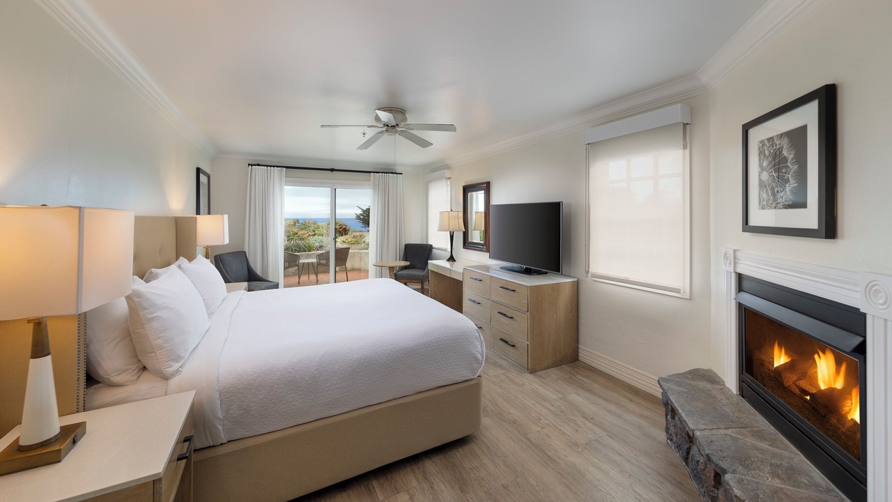 Photo of Bedroom in San Simeon