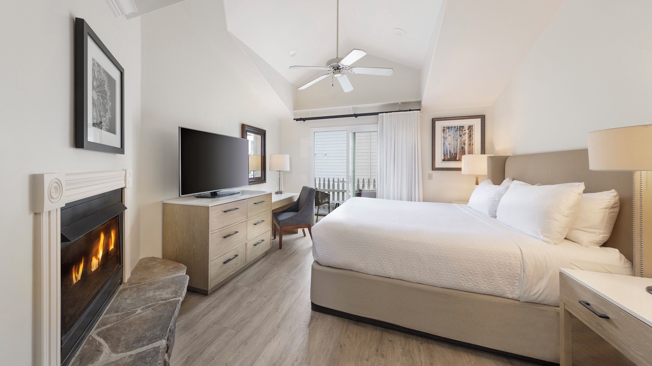 Photo of Bedroom in San Simeon