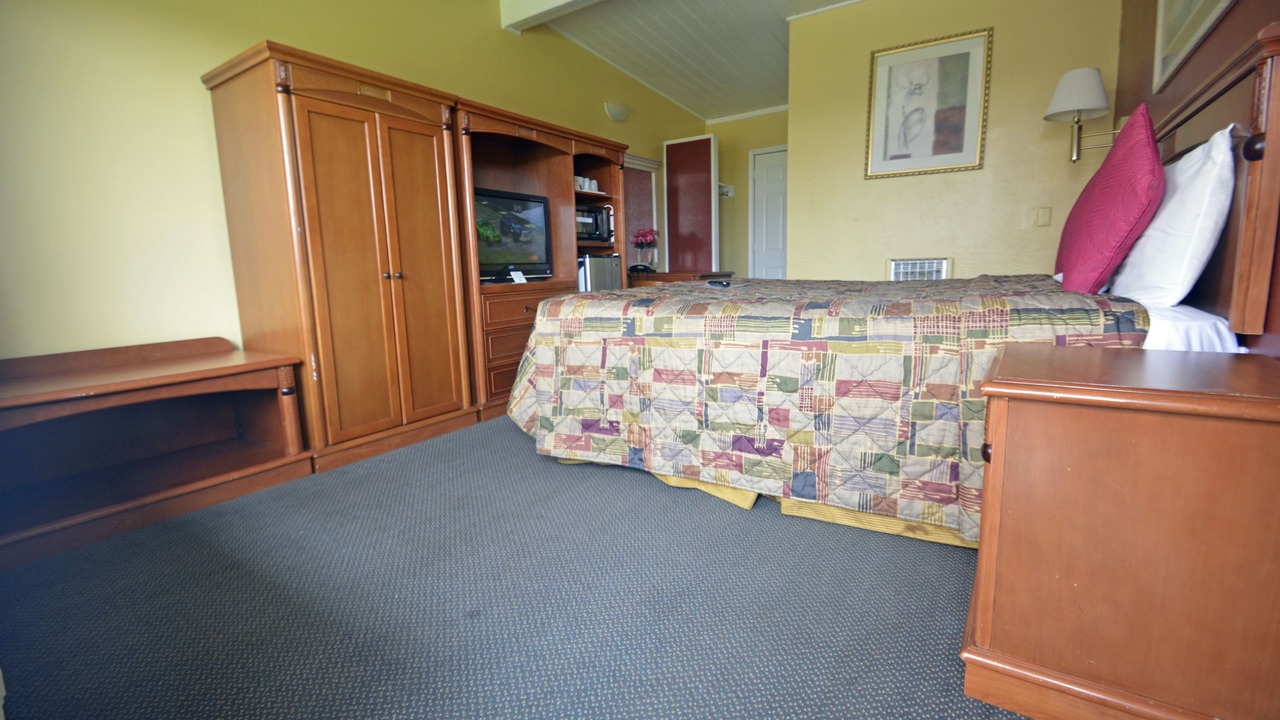 Photo of Bedroom in Red Bluff