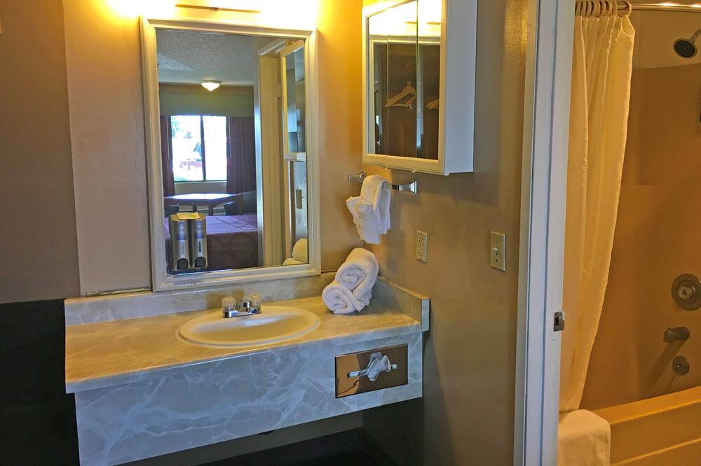 Photo of Bathroom in Carson City