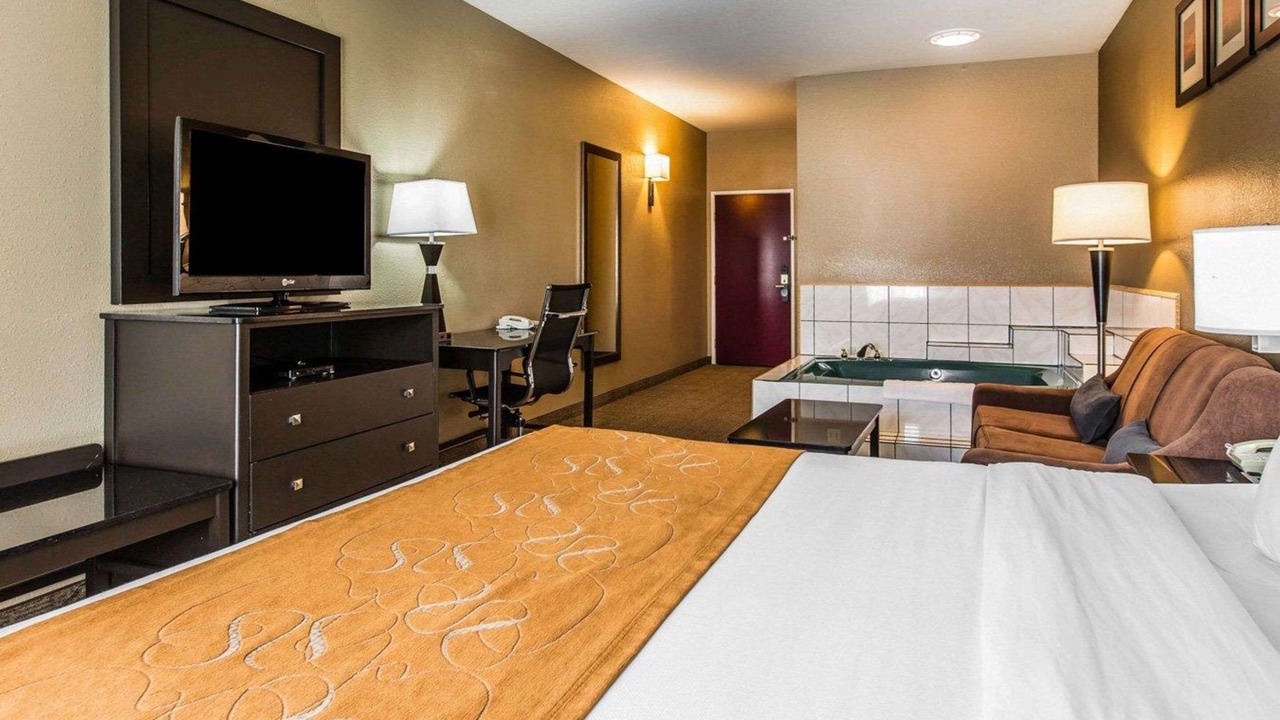 Photo of Bedroom in Bakersfield