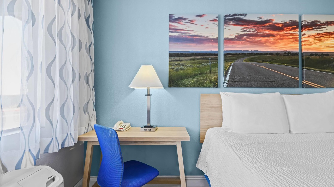 Photo of Bedroom in Lost Hills