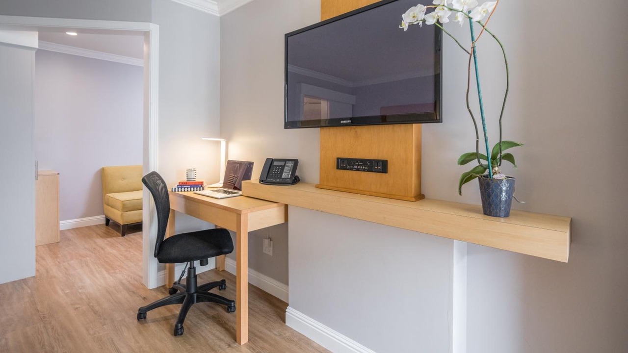 Photo of Bedroom in Millbrae