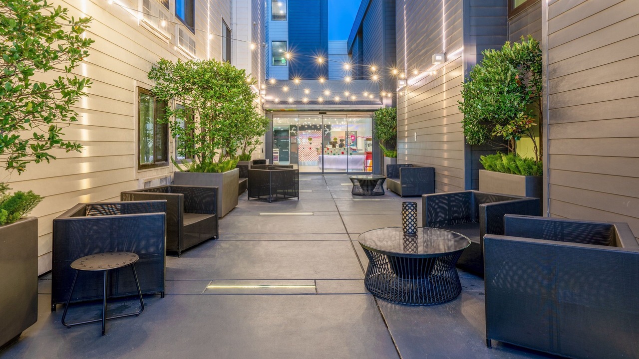 Photo of Patio Balcony in Heritage District