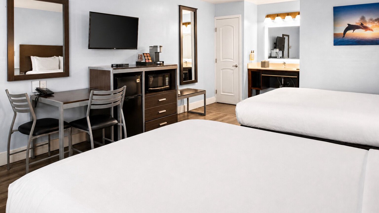 Photo of Bedroom in North Fremont Street