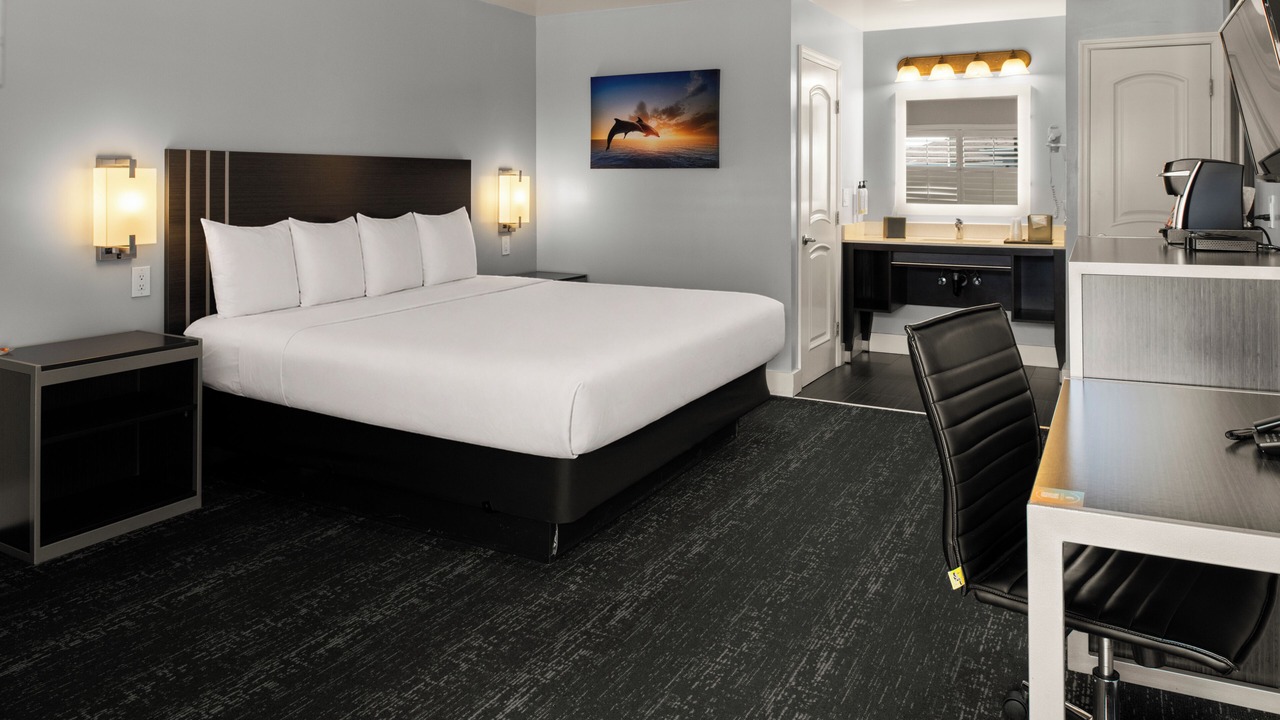 Photo of Bedroom in North Fremont Street