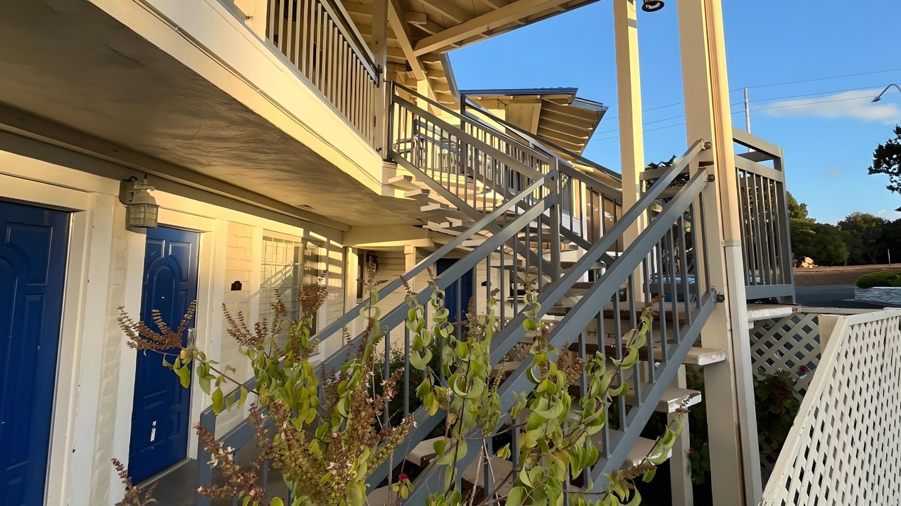 Photo of Outdoor in Munras Avenue