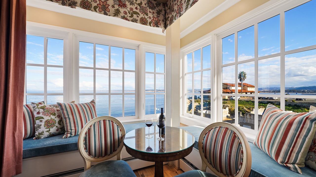 Photo of Livingroom in Monterey