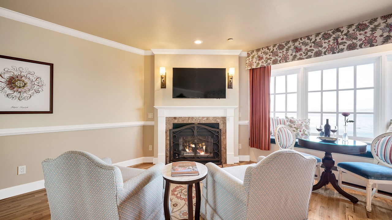 Photo of Livingroom in Monterey