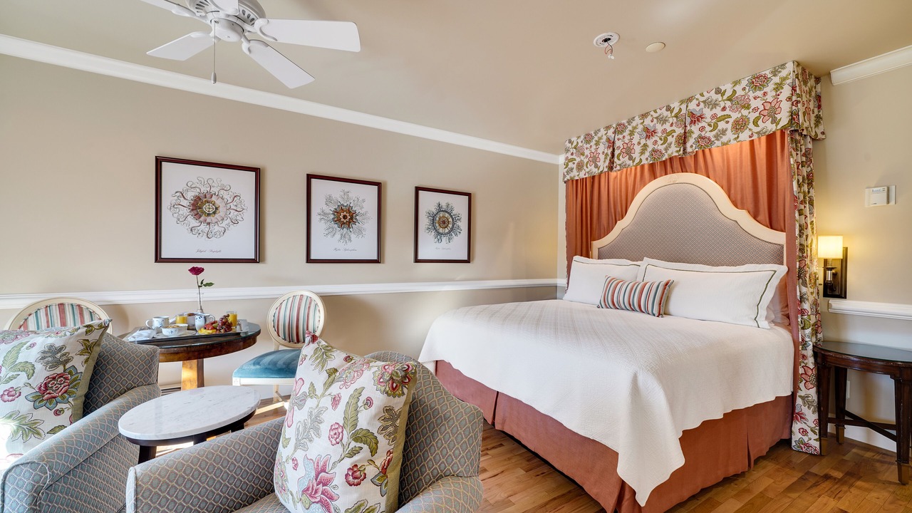 Photo of Bedroom in Monterey