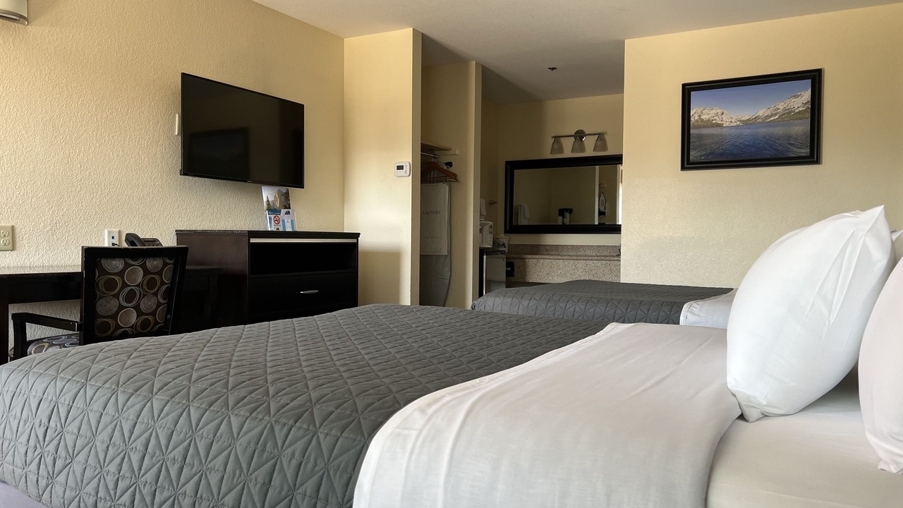Photo of Bedroom in Oakhurst