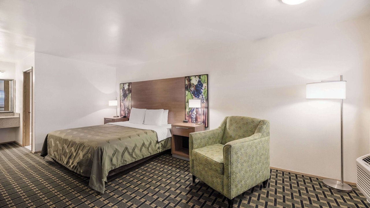 Photo of Bedroom in King City