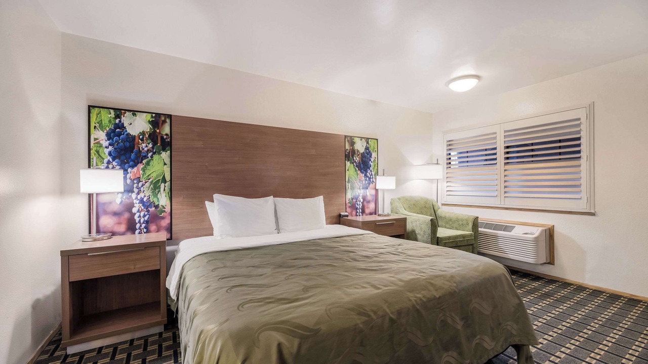 Photo of Bedroom in King City