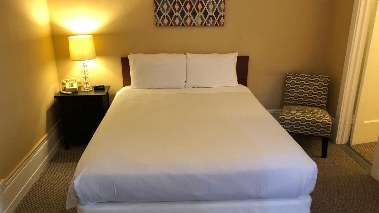 Photo of Bedroom in Chinatown