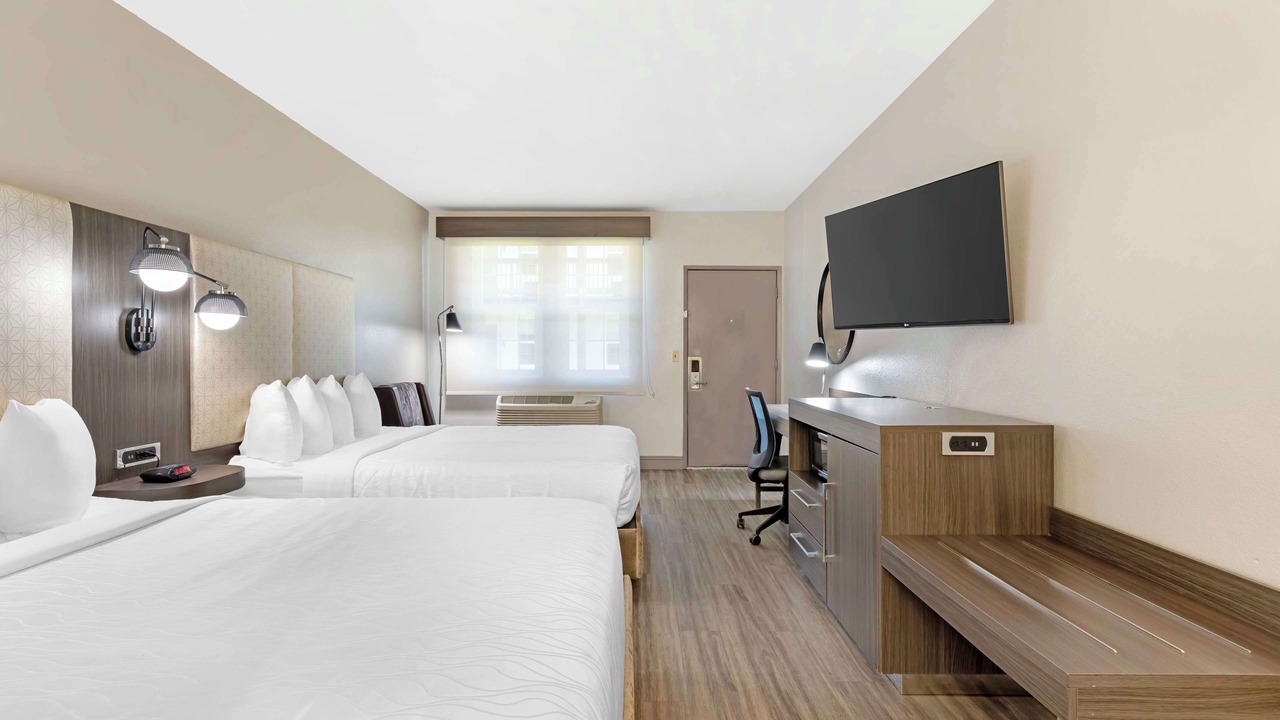 Photo of Bedroom in Marina
