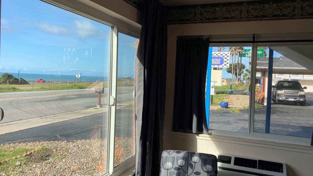 Photo of Bedroom in San Simeon