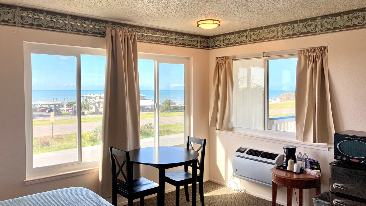 Photo of Bedroom in San Simeon