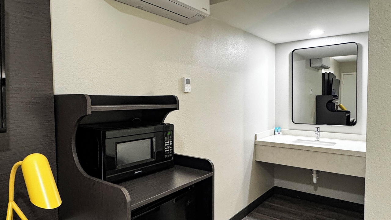 Photo of Bedroom in Atascadero