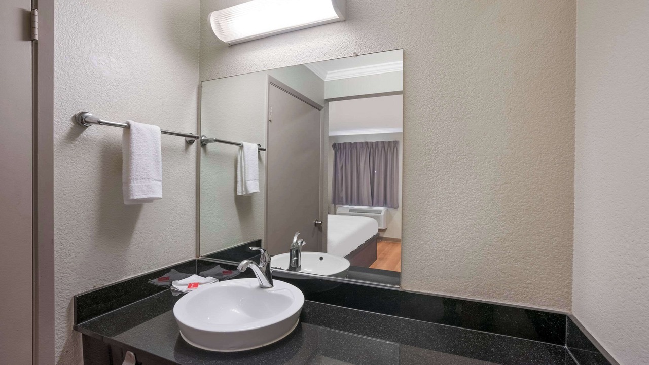 Photo of Bathroom in Vallejo