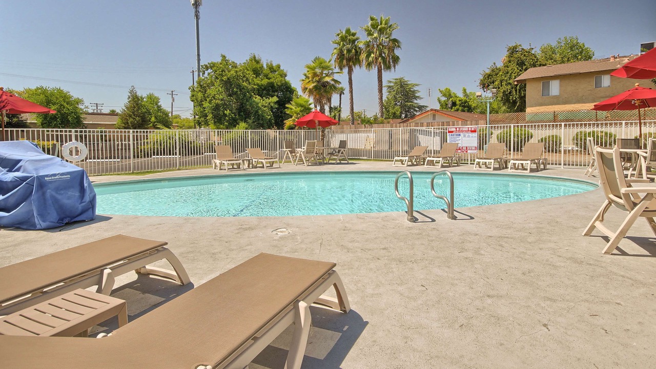 Photo of Outdoor in Raisin