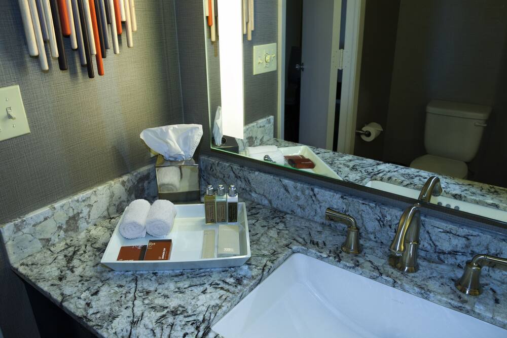 Photo of Bathroom in Stateline