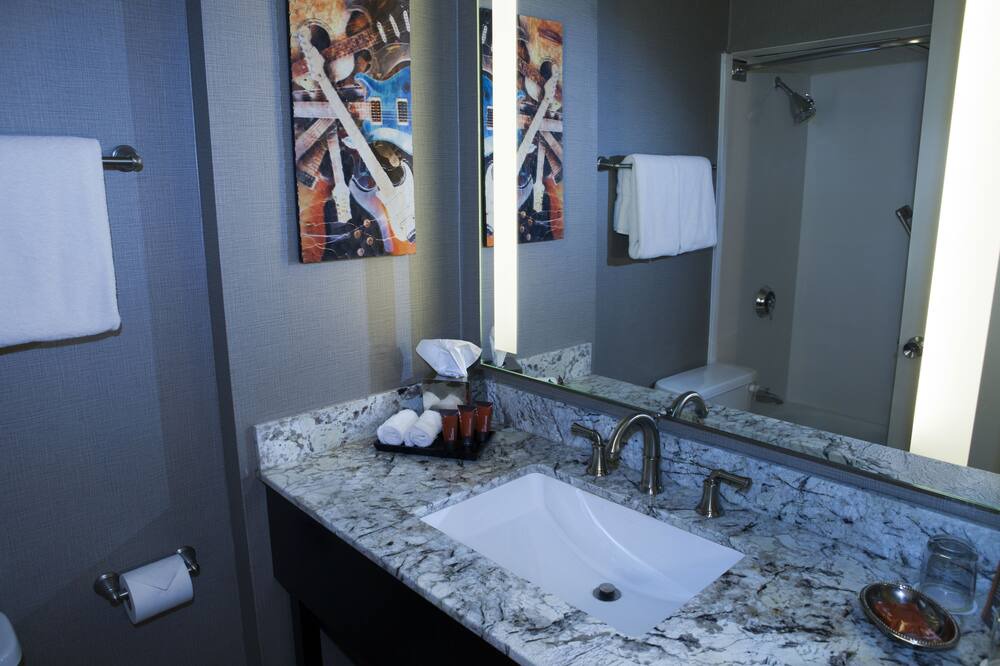 Photo of Bathroom in Stateline