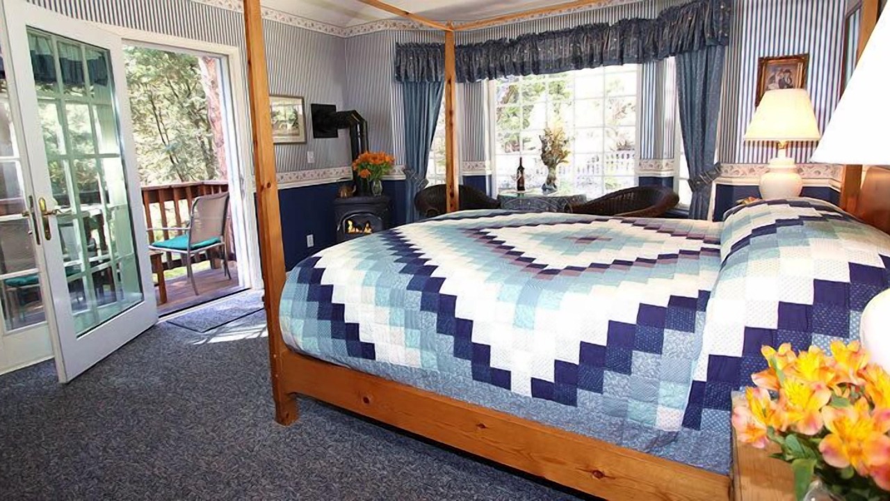 Photo of Bedroom in Twain Harte