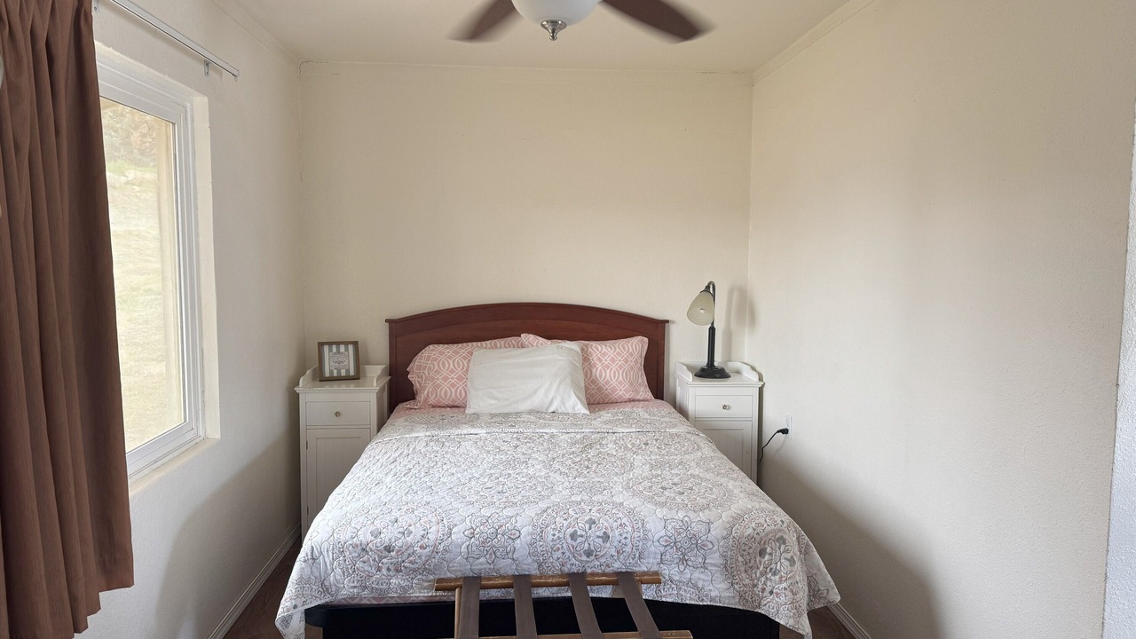 Photo of Bedroom in Wofford Heights